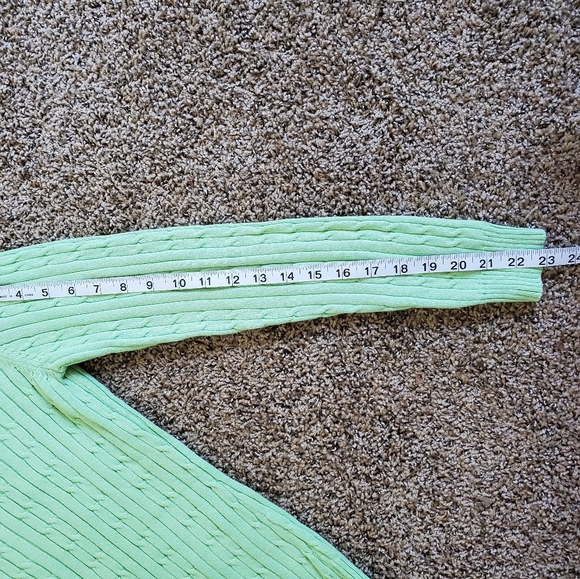 ❌️SOLD❌️ IZOD Green Cableknit Crewneck Sweater, Small - Picture 5 of 6